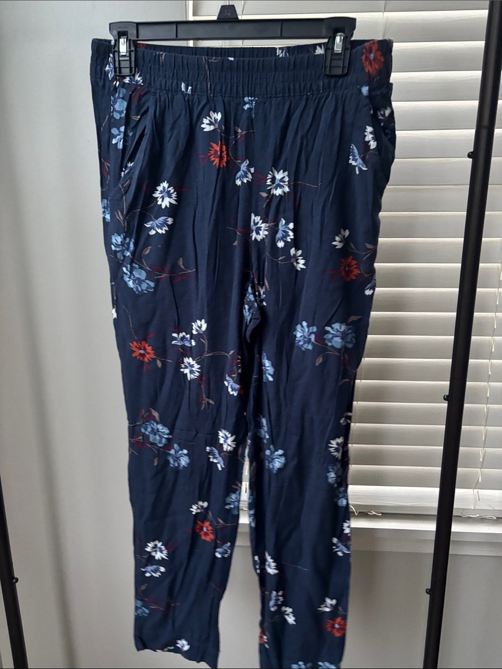 Jessica Simpson Navy Floral Print Elastic Waist Pants